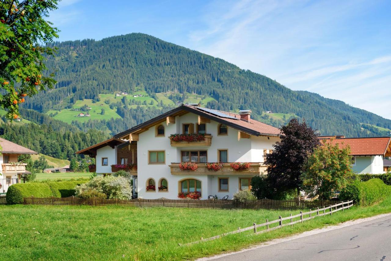 Appartement-Gaestehaus Ursula Flachau Kültér fotó